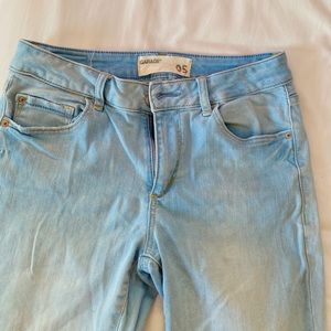 light blue skinny jeans